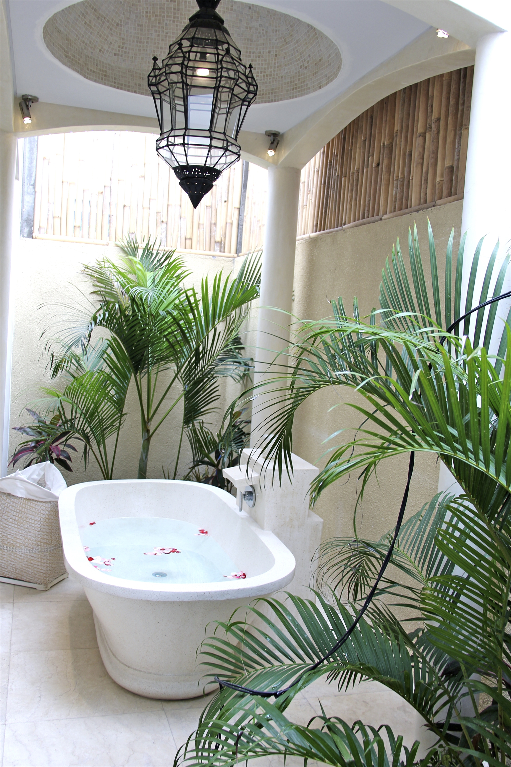 Villa LVSeminyak2  |  Indo Investments